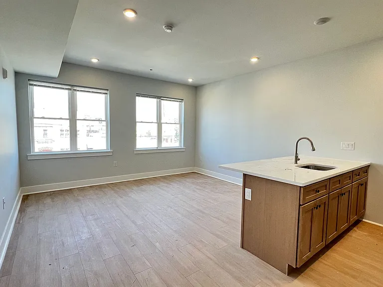 4140 W Girard Ave — Photo 18