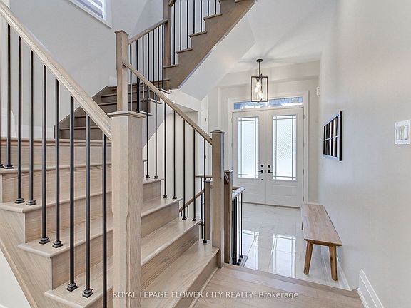 2nd image of 3379 Post Rd