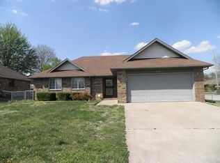 1021 W Seminole St, Springfield, MO 65807