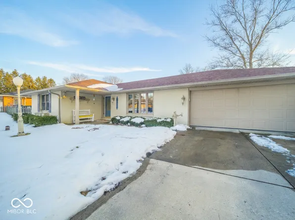 3211 Spring Dr, Anderson, IN 46012