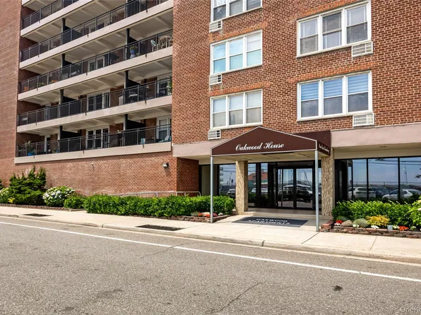 1 E Broadway #4R, Long Beach, NY 11561