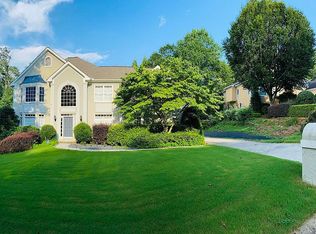 1966 Fields Pond Dr, Marietta, GA 30068