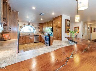 990 W Placita De La Cotonia, Green Valley, AZ 85622