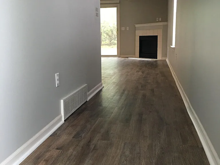 3329 Park Ridge Ln NE — Photo 6