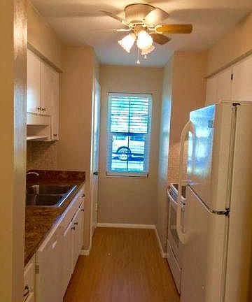 3rd image of 1055 Cheyenne Blvd APT 11