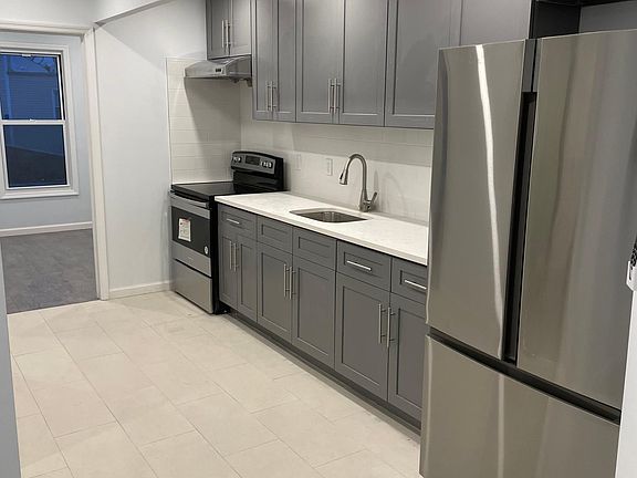 2nd image of 8746 111th St
