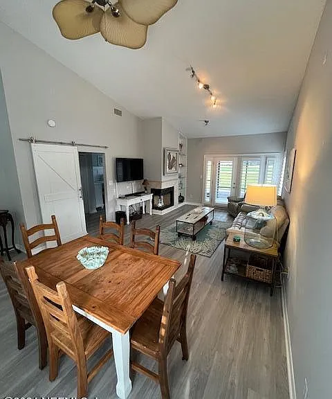 113 Willow Pond Ln — Photo 3