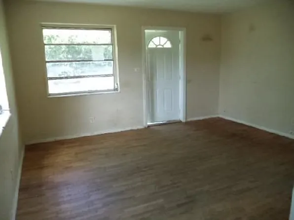 6436 Oak St, Hollywood, FL 33024