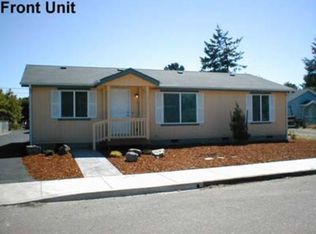 1658 17th St, Florence, OR 97439