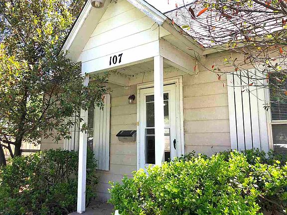 2nd image of 107 S Park Dr