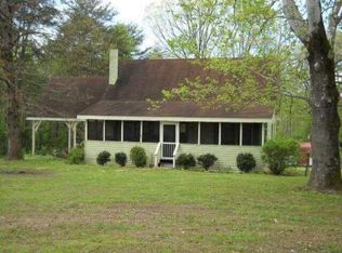 1417 Bob Patton Rd, Clarkesville, GA 30523