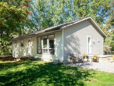 4179 E Bluewater Hwy, Ionia, MI, 48846