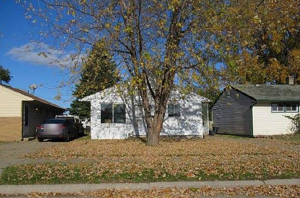 2nd image of 2742 Margaret St