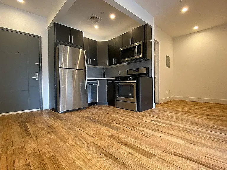 1475 Nostrand Ave #3AA — Photo 3