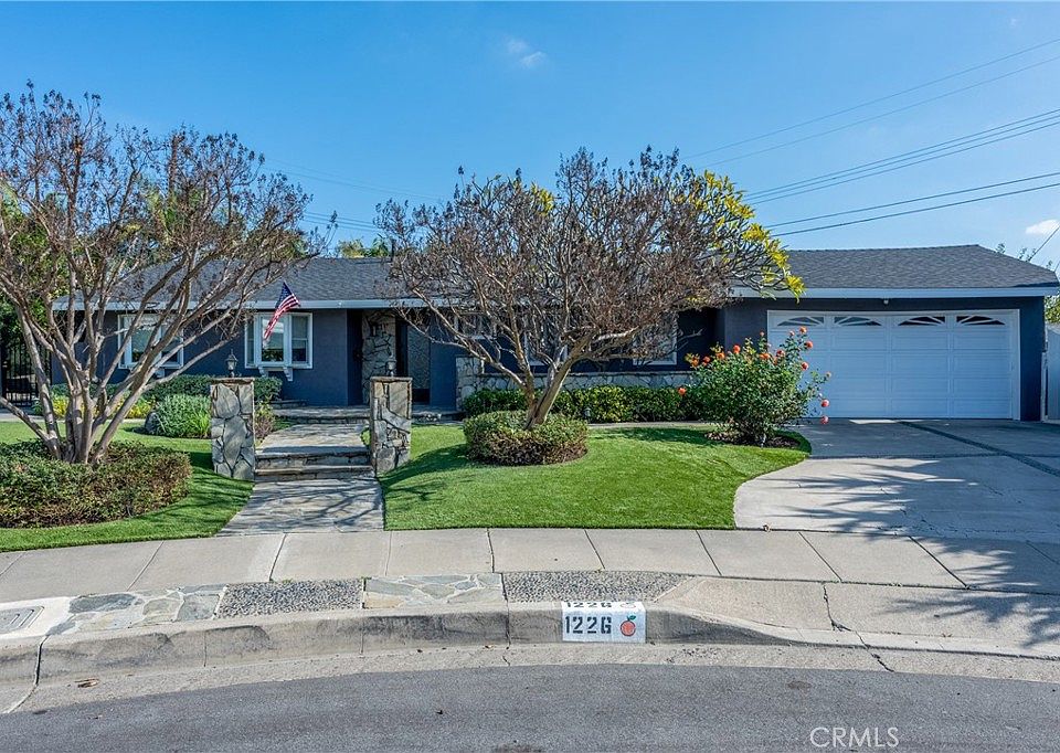 1st image of 1226 E Ensign Cir