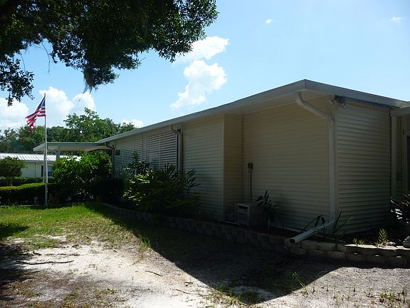 3rd image of 207 Bangkok Island Ln