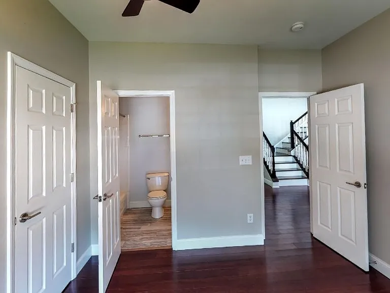 425 New Parkside Dr — Photo 28