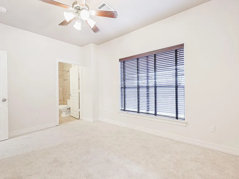 2540 Prospect St #C — Photo 25