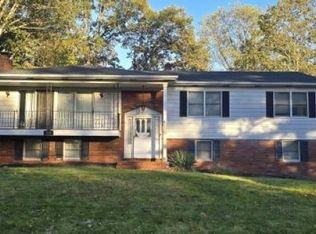 96 Highland Rd, North Haledon, NJ 07508