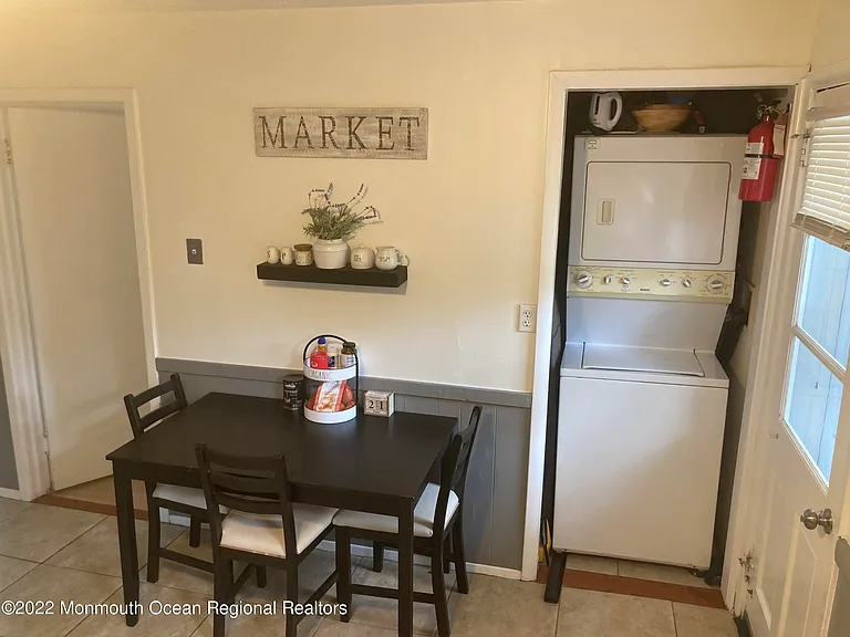 612 Campbell Ave #1 — Photo 15