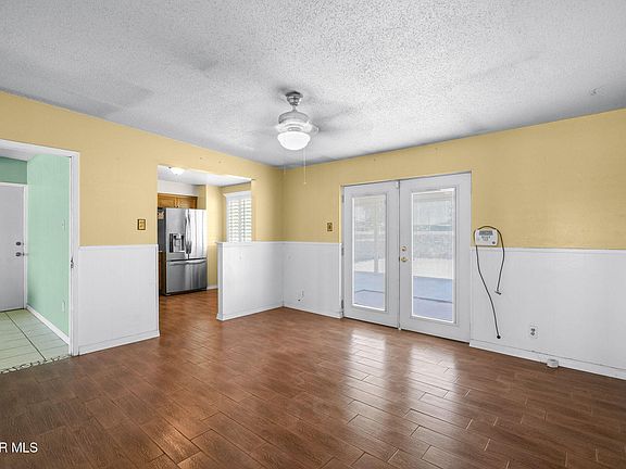 5th image of 537 Gilmore Way