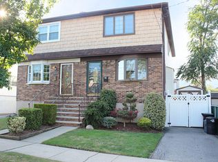 531 Riga St, Staten Island, NY 10306