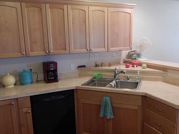 3rd image of 6040 Santa Clara Dr