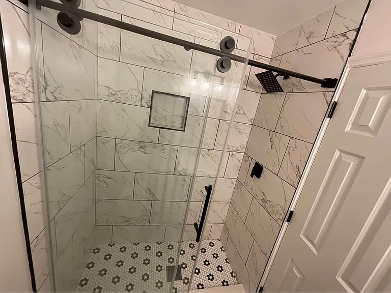 8243 Creekridge Cir — Photo 3