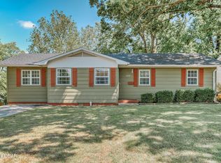1621 Jefferson Cir, Webb City, MO 64870