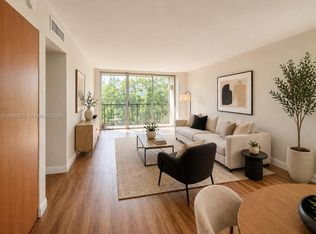 8870 Fontainebleau Blvd APT 409, Miami, FL 33172