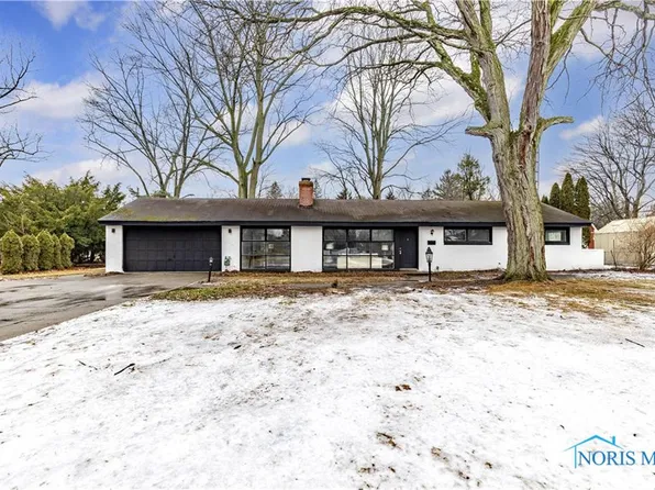 3305 Woodley Rd, Toledo, OH 43606