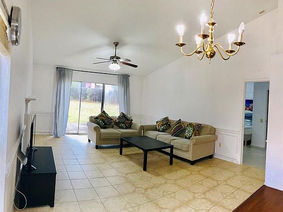 3rd image of 7612 Honeybee Ct