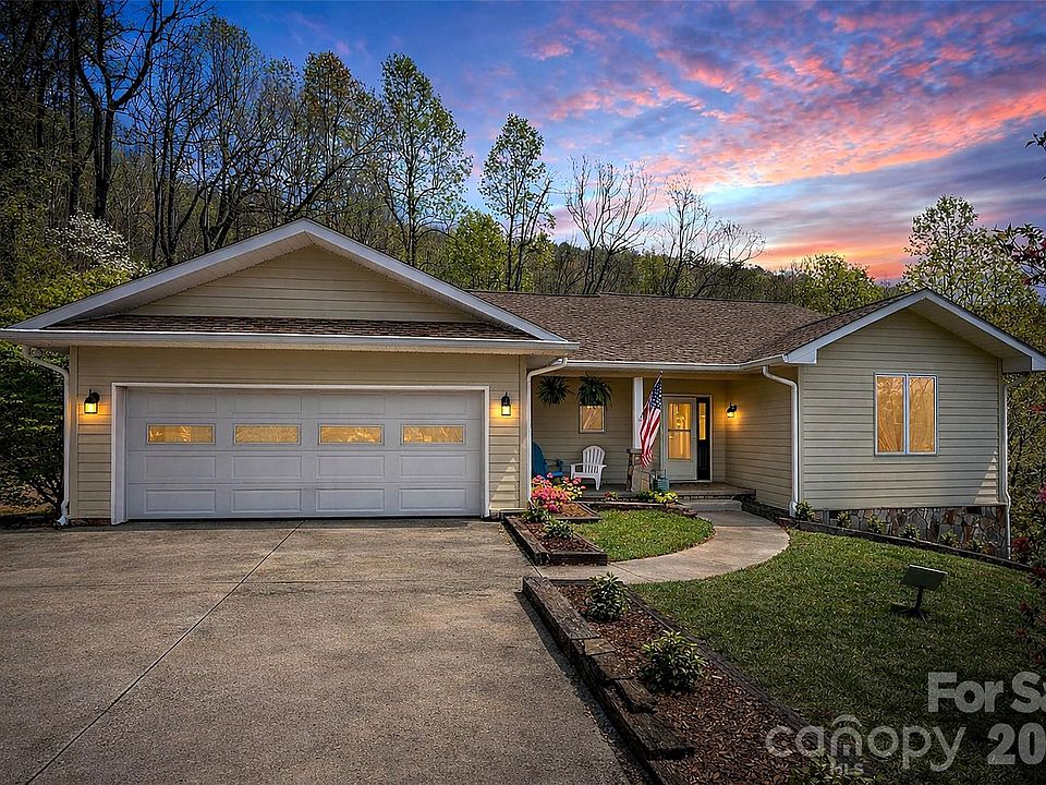 1st image of 1424 Wolfpen Rd