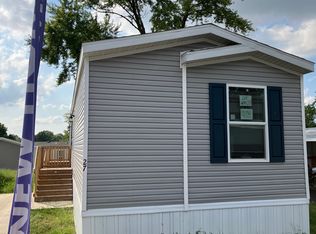 27 Worthington Dr, Belleville, IL 62221
