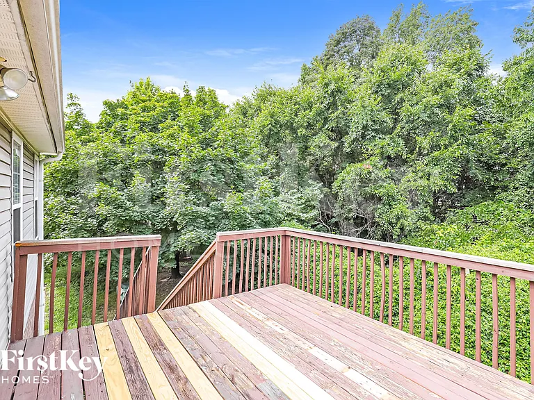 6111 Tory Ct — Photo 16