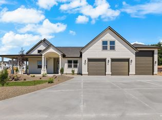 1410 Connelly Ln, Emmett, ID 83617