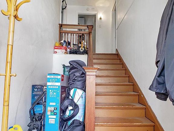 2nd image of 125 E 4th Ave #3