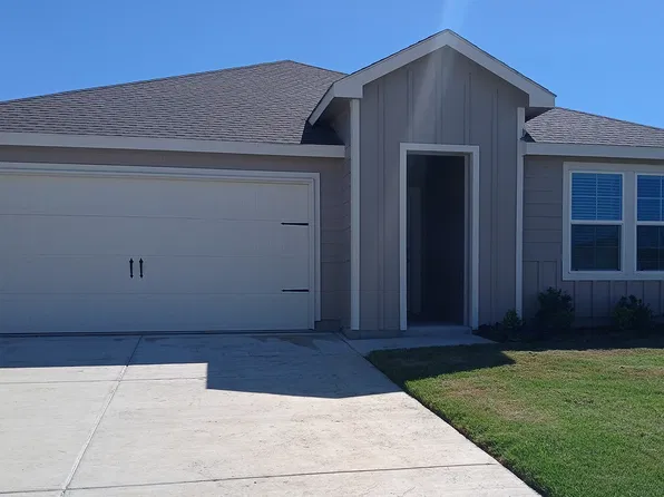 239 Whispering Pine Dr, Royse City, TX 75189
