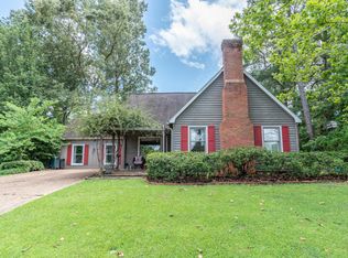 2415 Douglas McArthur Dr, STARKVILLE, MS 39759