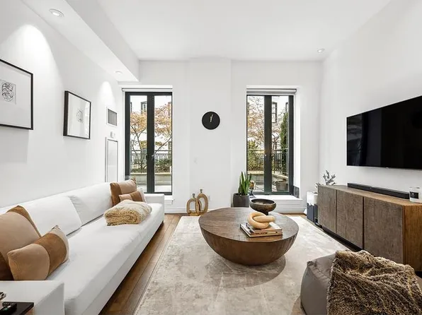 225 5th Ave APT 2R, New York, NY 10010