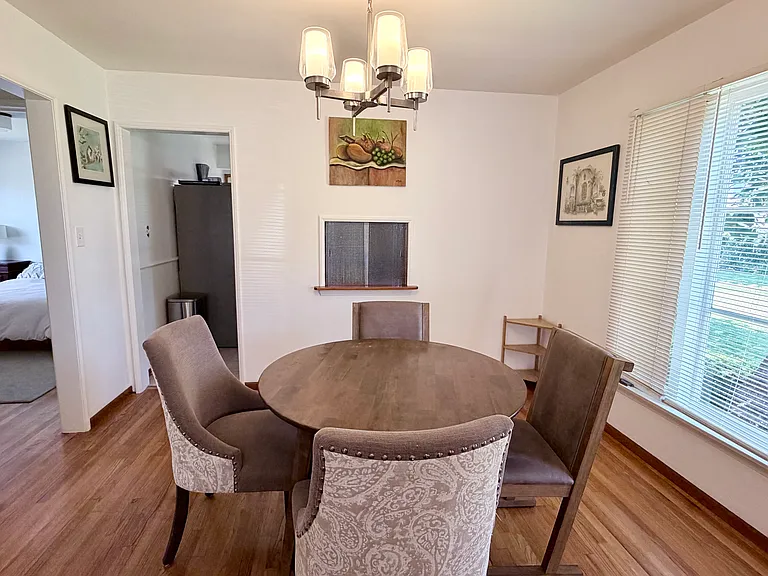 131 S Harvard Blvd — Photo 15
