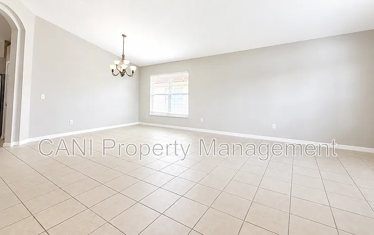 139 Hypolita Ave — Photo 2