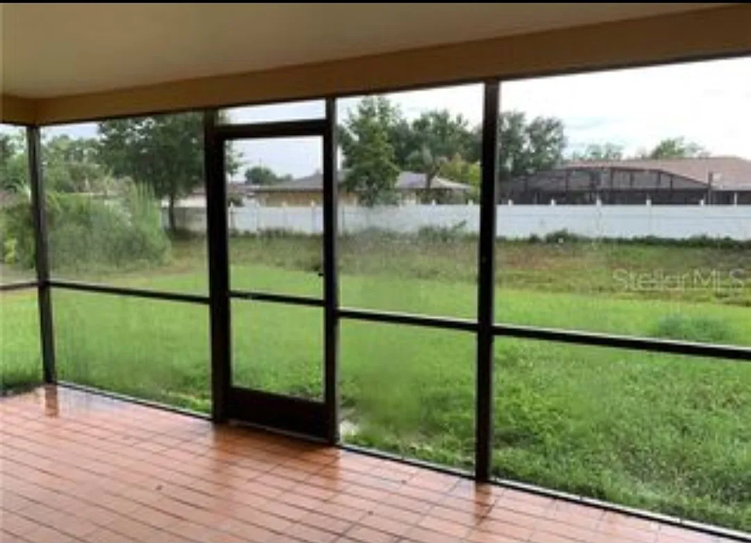 3 bed, 1212 sqft, $1,800 — Photo 3