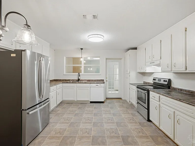 6960 Klondike Rd — Photo 9