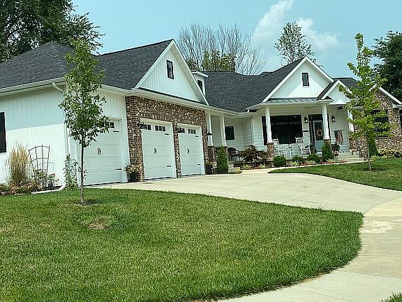 Located on a cul-de-sac