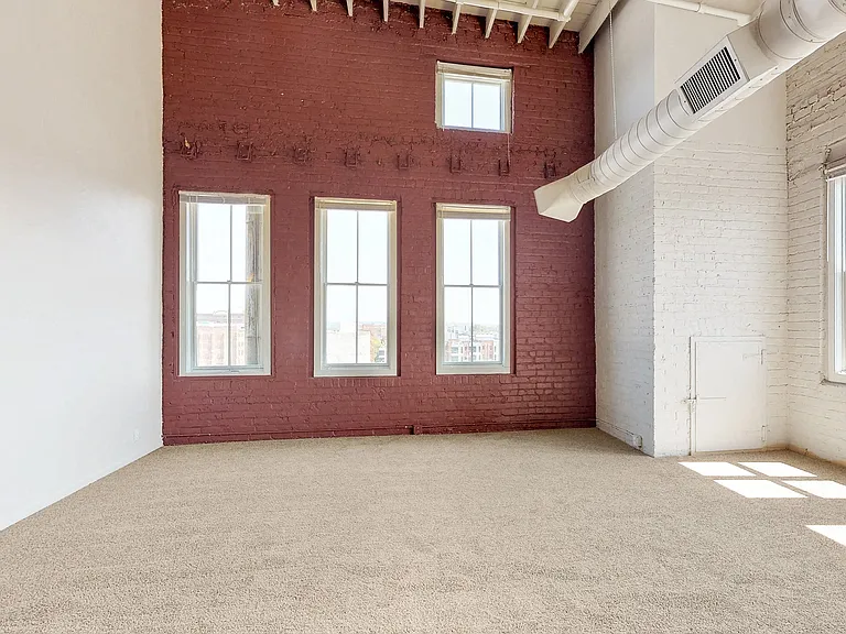 L15 Lofts — Photo 46