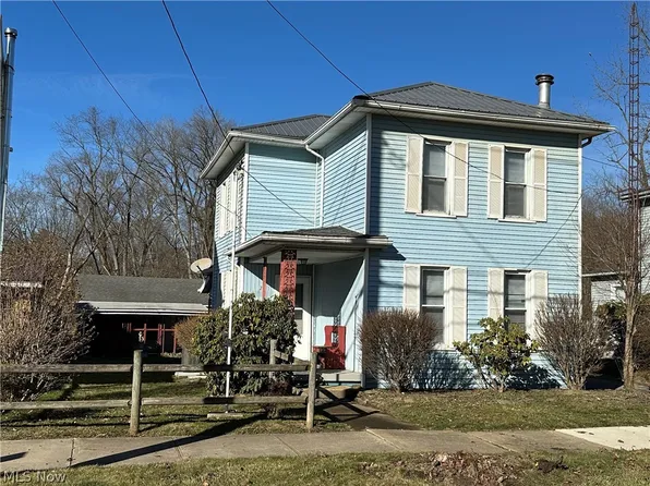 211 E Porter St, Malvern, OH 44644