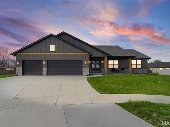 162 Gabrielle Cir, Bethalto, IL 62010