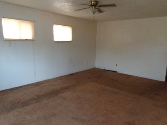 3rd image of 2236 Brentnell Blvd
