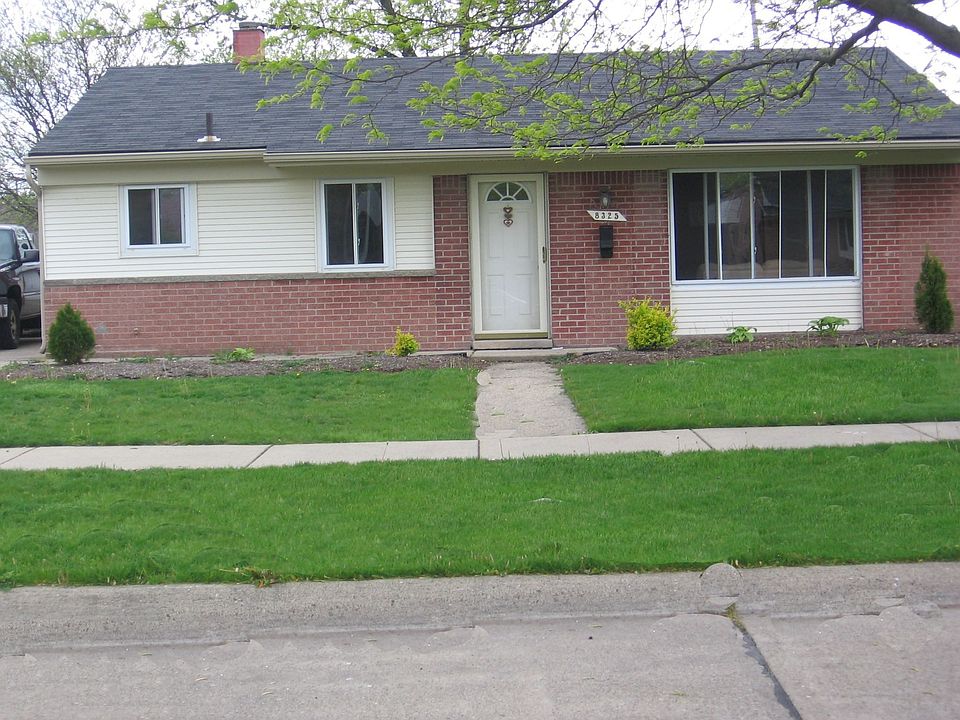 1st image of 8325 Flamingo St